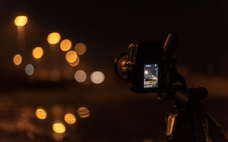 Duel Kamera Malam Samsung S25 Ultra Lawan iPhone 17 Pro Max Sengit