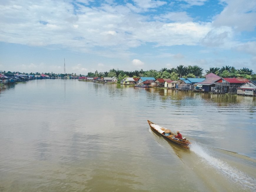 Sudut Tersembunyi Tarakan? Menyelami Pesona Wisata Bahari dan Budaya Lokal yang Jarang Terjamah