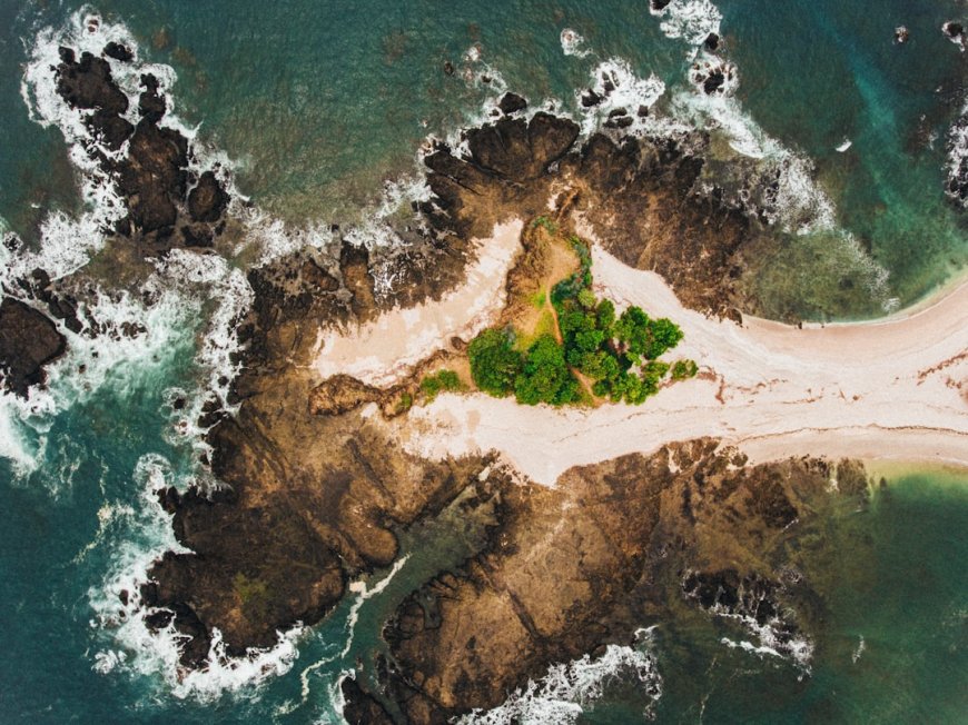 7 Rahasia Keindahan Tersembunyi Pulau Padar yang Wajib Dijelajahi Sebelum Ramai