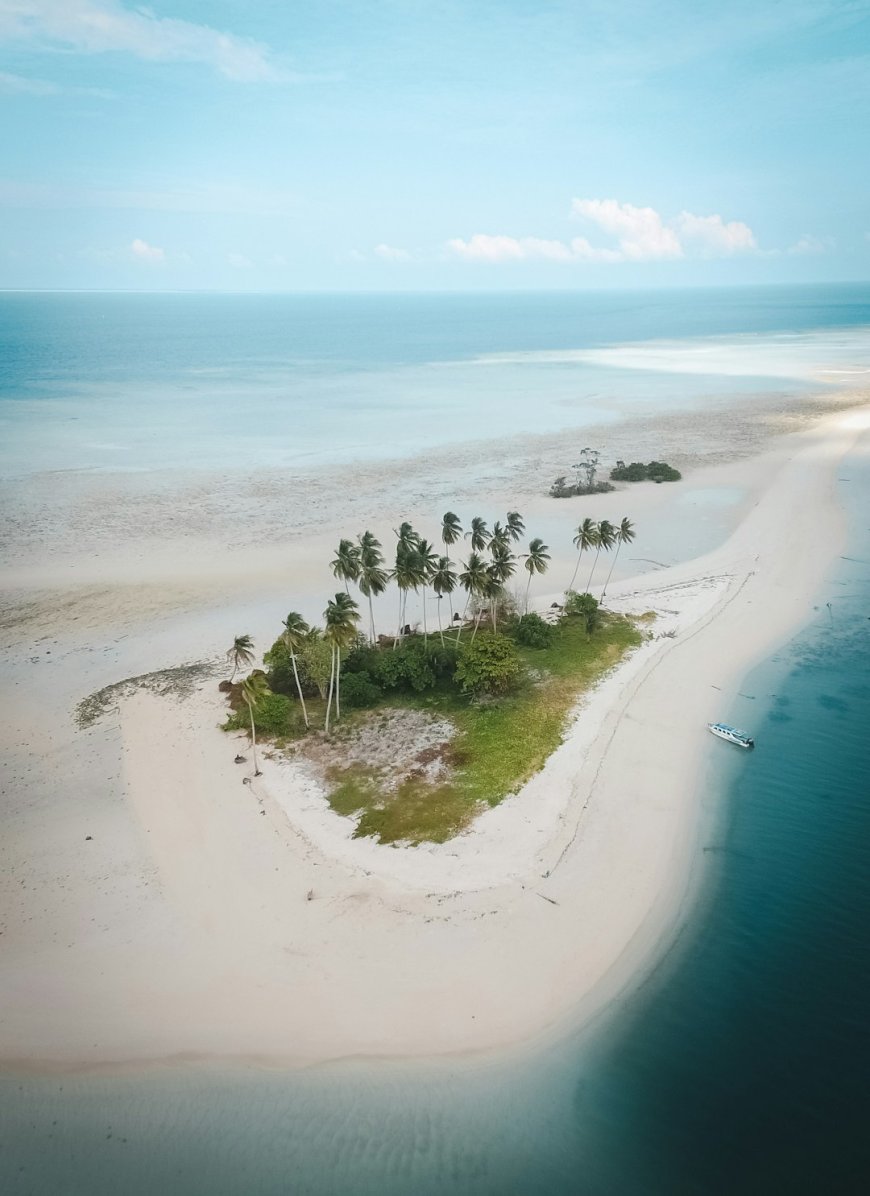 Sejarah Panjang Pantai Utara Jawa, Dari Kerajaan Hingga Kolonial