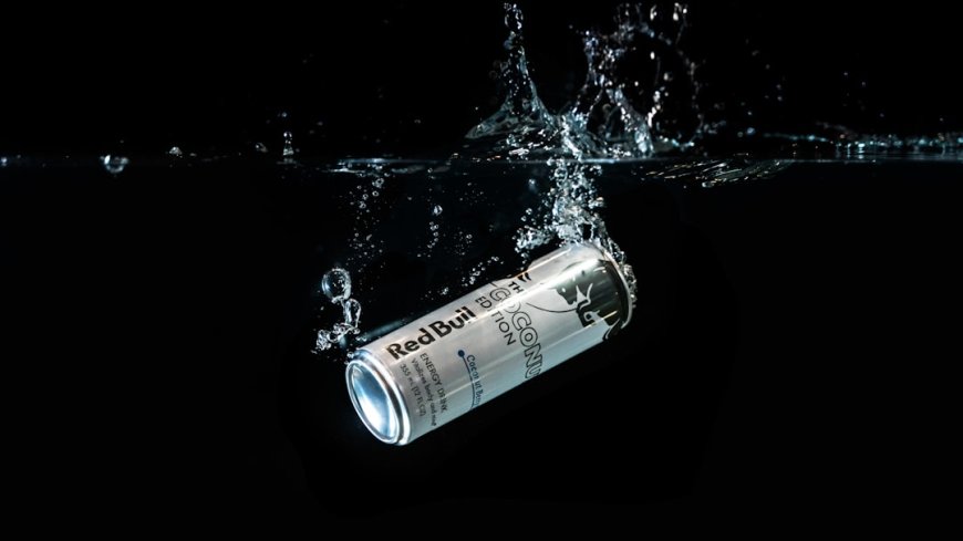 Bukan Mitos! Minum Air Hangat Ternyata Kunci Kulit Bersih & Pencernaan Lancar