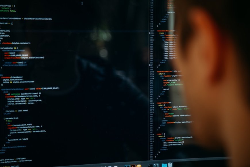 Strategi Keamanan Siber 2025: Solusi Terkini Lindungi Data Pribadi dan Bisnis dari Ancaman Digital