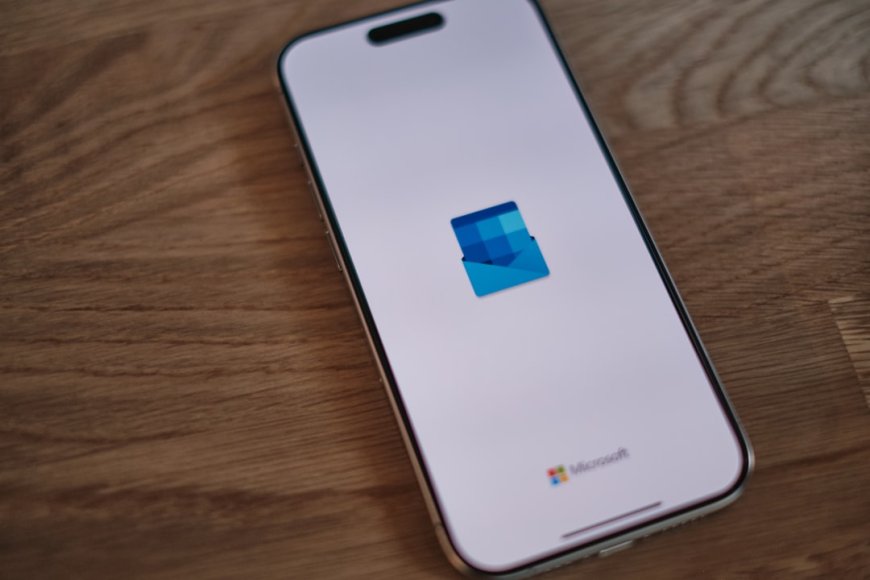 Bocoran Lengkap Made by Google 2025: Pixel 10 dengan AI Canggih, Fold Baru & Kejutan Wearables!