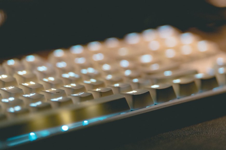Review Mendalam Asus ROG Flow Z13: Monster Gaming dengan Otak AI dan Layar 180Hz di Genggaman Anda!