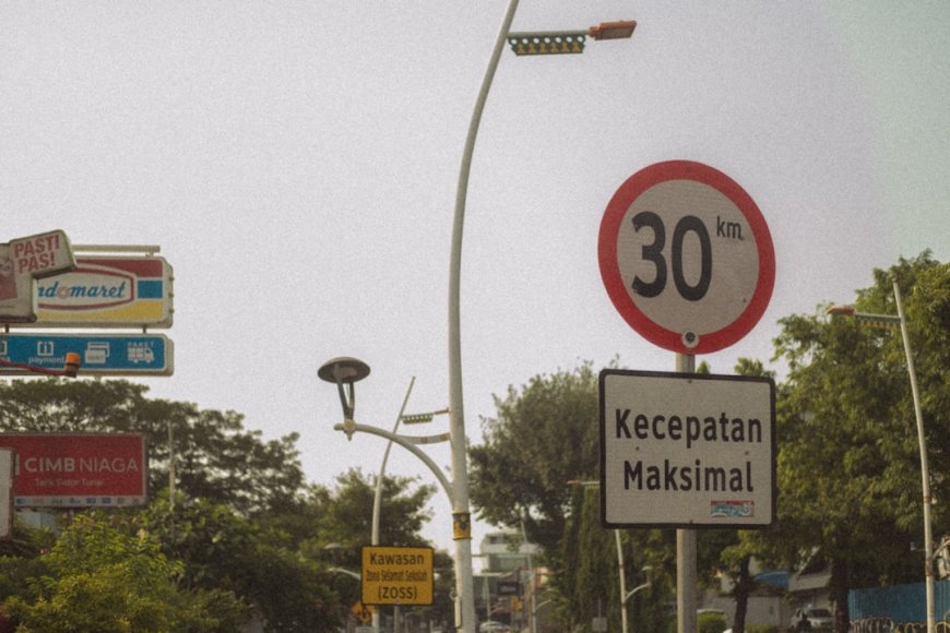 Membedah Dampak Kebijakan Baru BBM Subsidi: Harga Melonjak, Ekonomi Goyang?