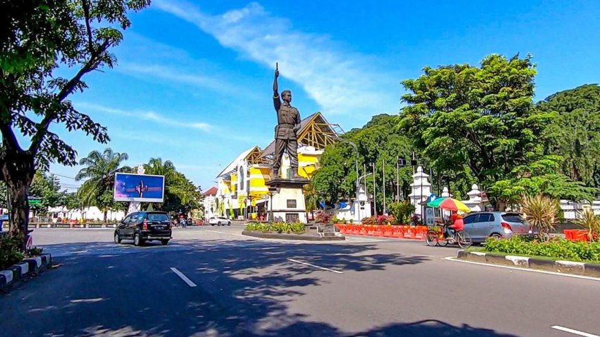 Wisata Solo 2025: Panduan Solo Traveler Menemukan Jiwa Jawa yang Tersembunyi