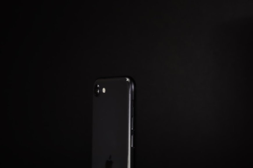 Xiaomi Mix Flip Terungkap! 7 Alasan Ponsel Lipat Ini Bisa Bikin Samsung & Huawei Panik di 2025