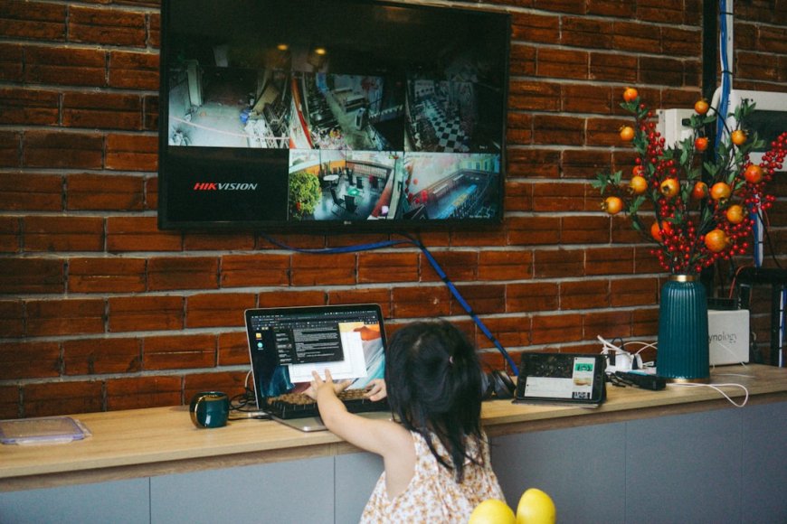 Panduan Anti-Gagal: 7 Tips Jadi Digital Nomad di Indonesia Walau Internet Naik Turun