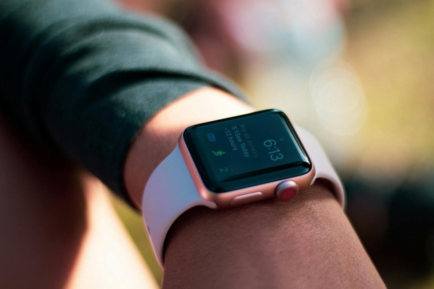 Jam Tangan Pintar Bisa Selamatkan Nyawa? Ini Fakta Sebenarnya di Balik Sensor Detak Jantung Anda