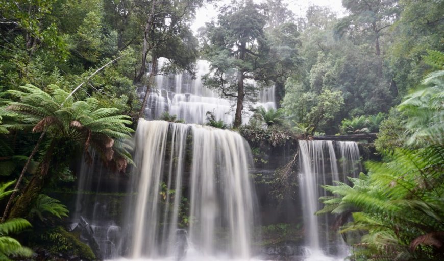 Air Terjun NTT Sajikan Keindahan Tak Tergantikan
