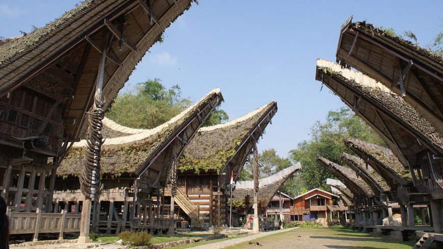 Rute Suci ke Tanah Toraja & Lembah Bada yang Jarang Terungkap