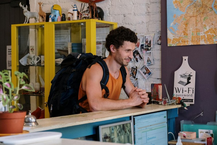 Backpacker Bukan Sekadar Liburan, Ini Tantangan Keamanan yang Harus Diatasi