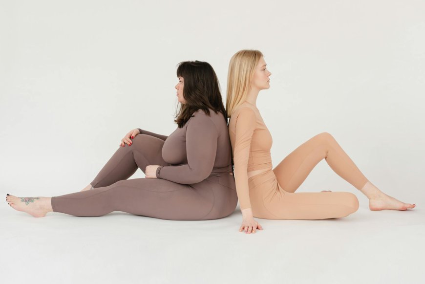 Panduan Memilih Outfit Basic Paling Flattering untuk Tubuh Berisi