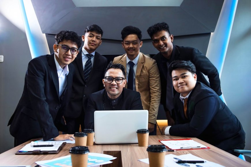 Skill Apa Saja yang Wajib Dikuasai di 2028 agar tidak digantikan oleh Robot?