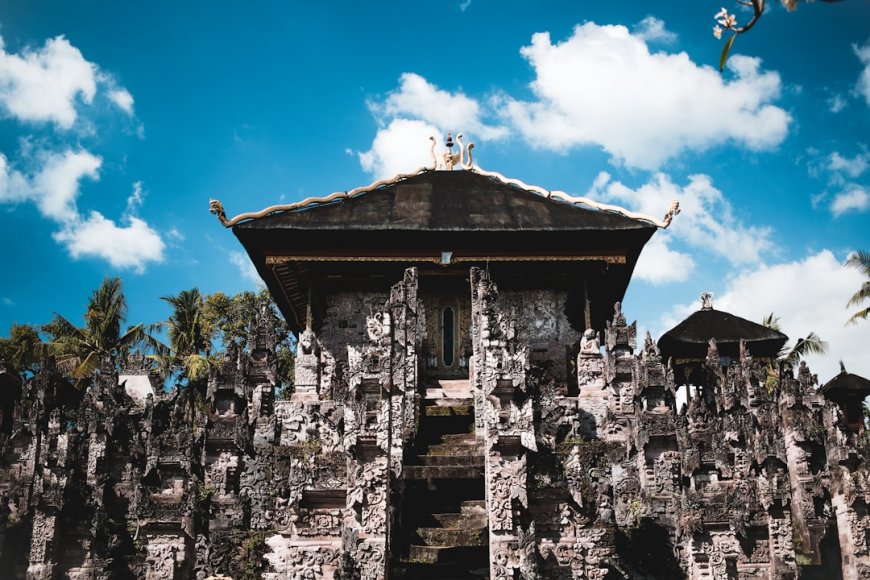 Teknologi dan Filosofi di Balik Kemegahan Arsitektur Majapahit di Trowulan