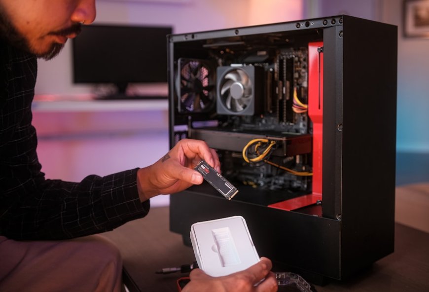 SSD: Akses data super cepat, performa PC meningkat drastis. Foto oleh Samsung Memory via Unsplash