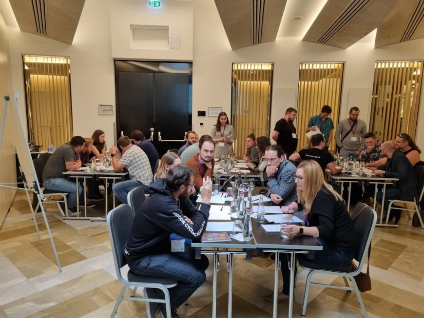 Mengapa Kolaborasi Tiga Pihak Jadi Kunci Sukses Revolusi AI Indonesia