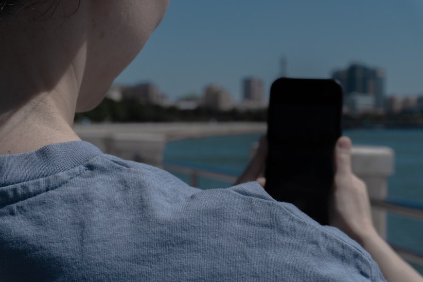 Smartphone 200MP dan Layar Lipat Bukan Lagi Gimmick Ini Alasannya
