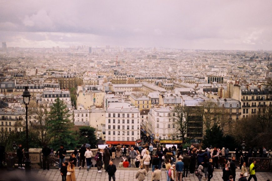Liburan Impianmu Ternyata Bisa Jadi Bencana Kenali Sisi Gelap Overtourism