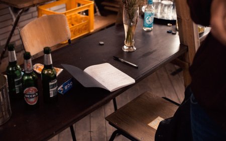 Bukan Cuma 8 Gelas Sehari Ini Cara Tepat Hitung Kebutuhan Air Harianmu