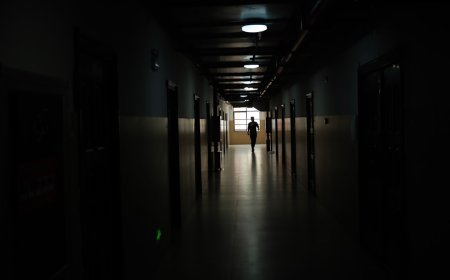 Kisah Mahasiswa Abadi UGM yang Tak Pernah Lulus