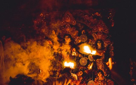 Misteri Malam Jumat Kliwon dan Satu Suro yang Melegenda