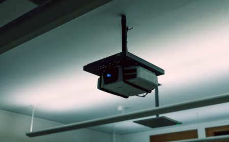 ICE Kembali Gunakan Spyware Israel Paragon Picu Kekhawatiran Privasi Digital Massal