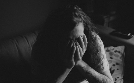 Kenali Gejala-gejala Tak Terduga Depresi yang Sering Terabaikan