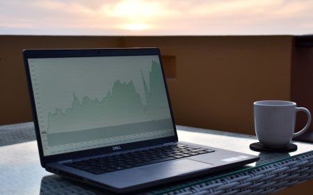 Pasar Saham Bergejolak Akibat Politik Begini Cara Investor Cerdas Bertahan