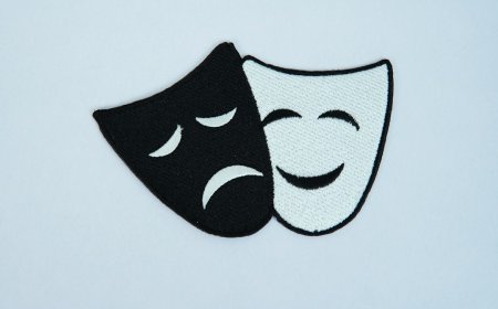 Menguak Perbedaan Halus Antara Dark Comedy dan Black Comedy