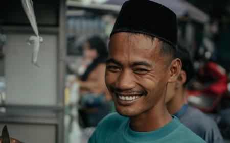 PayLater vs Pinjaman Online Pilihan Cerdas atau Jebakan Utang Digital