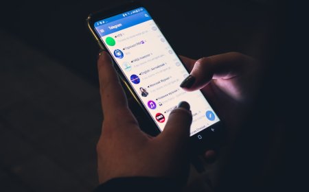 Pilih Chatbot AI atau Rule-Based Ini Bedanya Buat Layanan Publik