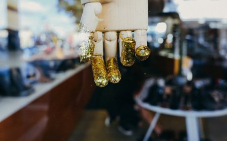 Trump Turunkan Harga Emas Visa Mewah Jadi 1 Juta Dollar