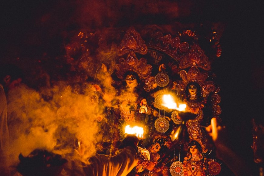 Misteri Malam Jumat Kliwon dan Satu Suro yang Melegenda