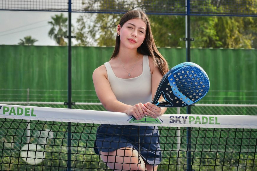 Kenapa Semua Orang Main Padel Ini Bedanya dengan Tenis