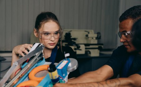 Bos Teknologi Ungkap Alasan AI Belum Bisa Ciptakan Terobosan Ilmiah