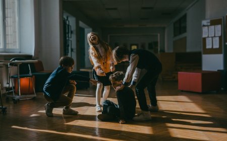 Membedah Psikologi Status dan Identitas dari Perilaku Resale