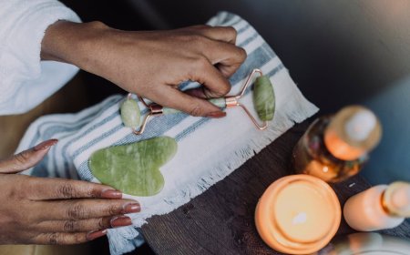 Pijat Limfatik Wajah: Bongkar Mitos, Dapatkan Kulit Cerah Bebas Bengkak