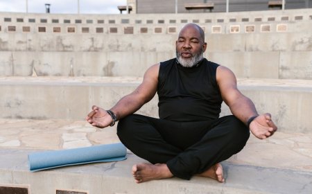 Bongkar Mitos Penuaan: Kebenaran Kesehatan Mental Usia Lanjut yang Membebaskan