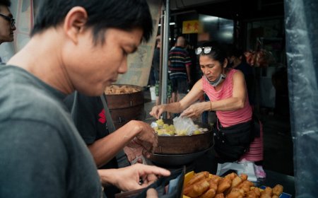 Stimulus Konsumsi Hadapi Resesi: Strategi Ampuh Atau Sekadar Ilusi?
