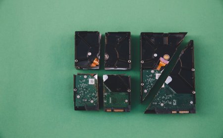 Panduan Lengkap Memilih SSD Gaming PCIe 5.0, 4.0, 3.0, SATA, atau HDD