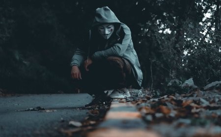 Kisah Mencekam Pertemuanku dengan Pria Kelaparan di Malam Gelap