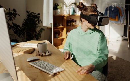 Rahasia Aman Jelajahi Dunia Virtual Reality Travel