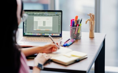 Membongkar Mitos Headphone Rusak Tidur Malam dan Kesehatan Mental Digital