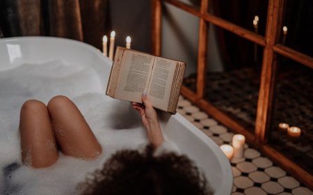 Terapi Dingin: Mandi Es dan Cryotherapy, Mitos atau Fakta Kesehatan?