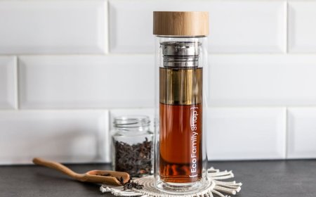 Infus Herbal dan Minuman Fungsional: Benarkah Lebih Baik dari Air Putih untuk Detoks?