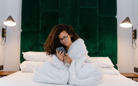 Bongkar Mitos Tidur Malam: Terapi Cahaya Atur Ritme Sirkadian untuk Istirahat Optimal