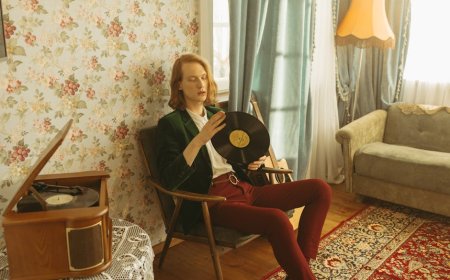 Kamu Wajib Tahu! Ini Alasan Gen Z Jatuh Cinta Lagi pada Vinyl dan Kaset