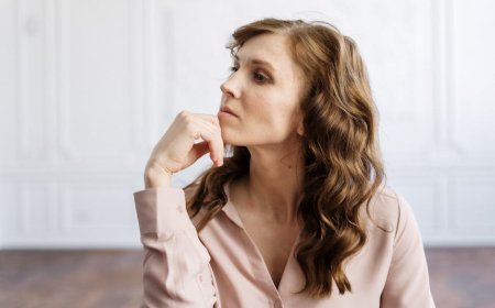 Tips Meditasi Mindfulness 5 Menit untuk Produktivitas di Kantor