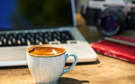 Panduan Wi-Fi Aman di Kafe Asia Tenggara untuk Digital Nomad